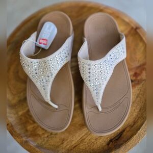 FitFlop Sandals Womens 7 Beige Tan Thong Wedge Crystal Rhinestones